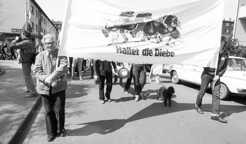In the municipal election campaign, members and supporters of the German Communist Party (DKP) demonstrated for a price freeze on gas, against arms spending and against a firing range in Kaefertal, Germany, Europe