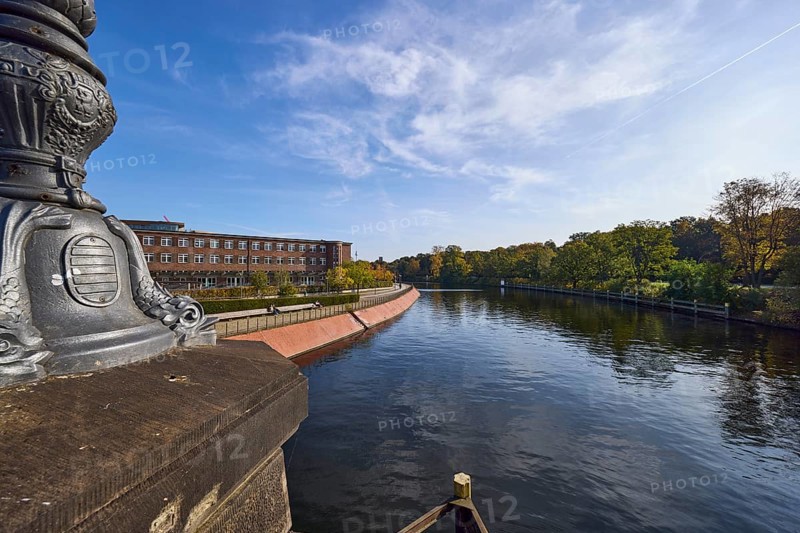 Spree with Magnus-Hirschfeld-Ufer from the Luther Bridge with historical lamppost in Berlin, capital city, independent city, federal state Berlin, Germany, Europe