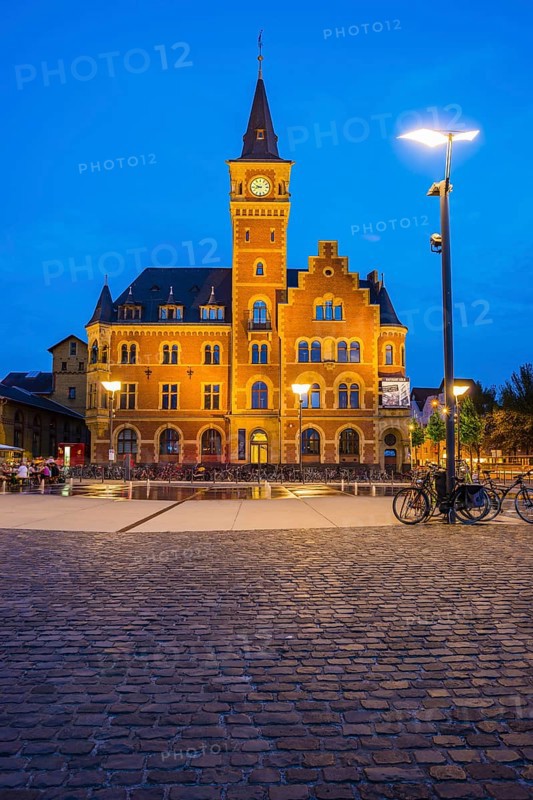 Former harbour office, Rheinauhafen, Cologne, North Rhine-Westphalia, Germany, Europe