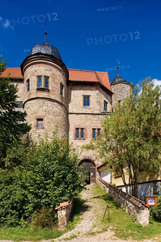 The Johanniterburg Kühndorf, later also known as Kühndorf Castle, was built in 1315 by the Order of St John on the remains of a previous castle as a fort with broad towers and was extended by the Counts of Henneberg to become their last residence, Kühndorf, Thuringia, Germany, Europe