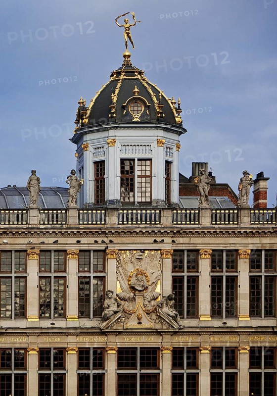Baroque façade of the guild house Au Roi d'Espagne with dome, Guild of Bakers, Grand-Place, Grote Markt, Brussels, Belgium, Europe