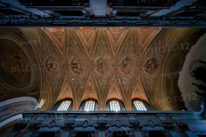 Interior, ceiling painting, ceiling, perspective painting, monastery, church Igreja e Convento da Graça Lisbon, Portugal, Europe