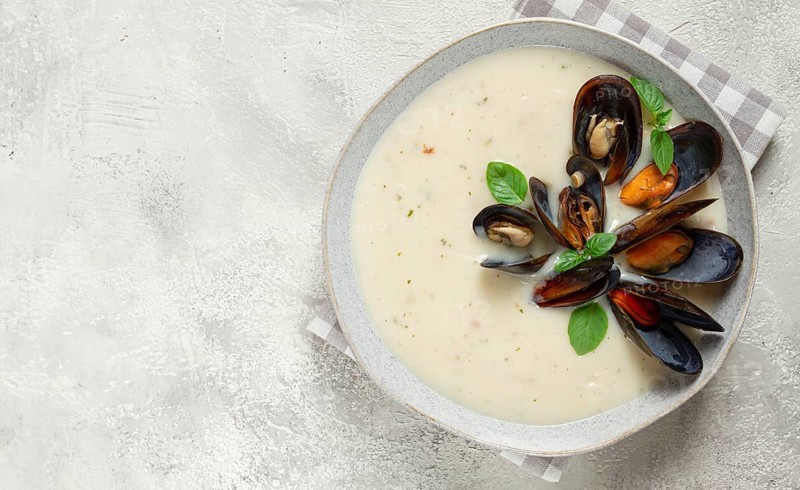 Chowder cream soup with mussels, American cuisine, homemade, no people