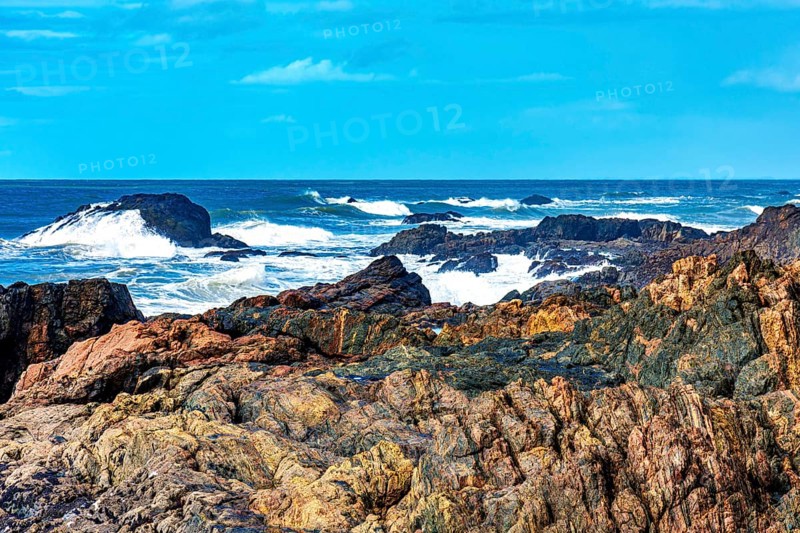 Waves crashing against the rocks on a rocky beach in Serra Grande on the southern coast of Bahia, Serra Grande / Uruçuca, Bahia, Brazil, South America
