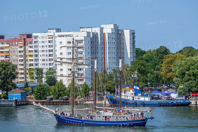The three-masted schooner Santa Barbara Anna sails on the river Swina in Swinoujscie, Western Pomerania, Poland, Eastern Europe, Europe