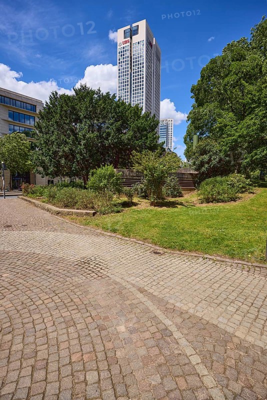 Taunusanlagen with the UBS head office in the OpernTurm tower block in Frankfurt am Main, district-free city, Hesse, Germany, Europe