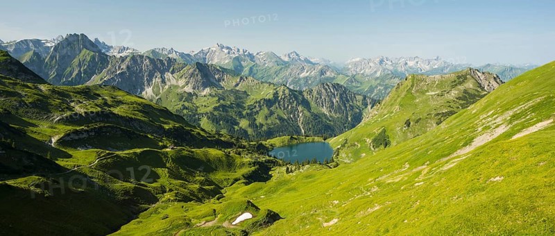 Panorama from Zeigersattel to Seealpsee, on the left behind the Höfats 2259m, Allgäu Alps, Allgäu, Bavaria, Germany, Europe