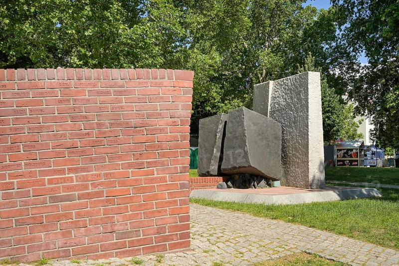 Memorial to the Destroyed Spandau Synagogue and the Victims of the Shoah, Lindenufer, Spandau, Berlin, Germany, Europe