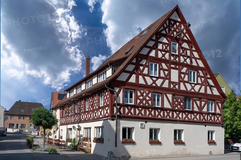 Franconian inn in a half-timbered house, mid-17th century, Zwingerstraße 8, Hiltpoltstein, Middle Franconia, Bavaria, Germany, Europe