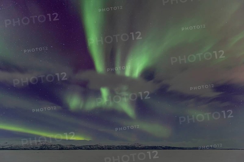 Northern Lights, Aurora borealis, frozen lake, mountains, winter, Torneträsk, Laponia, Lapland, Sweden, Europe