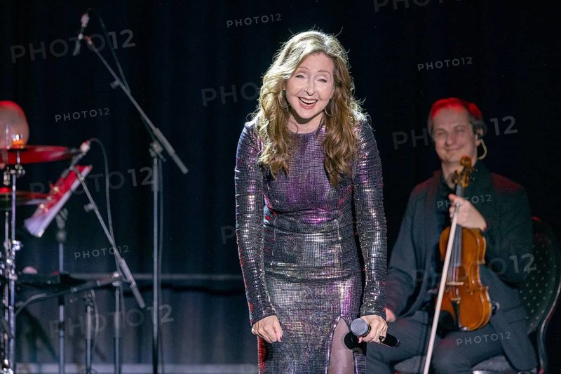 Vicky Leandros live on I love life! - My farewell tour! Tour at the Tempodrom in Berlin on 03.12.2024