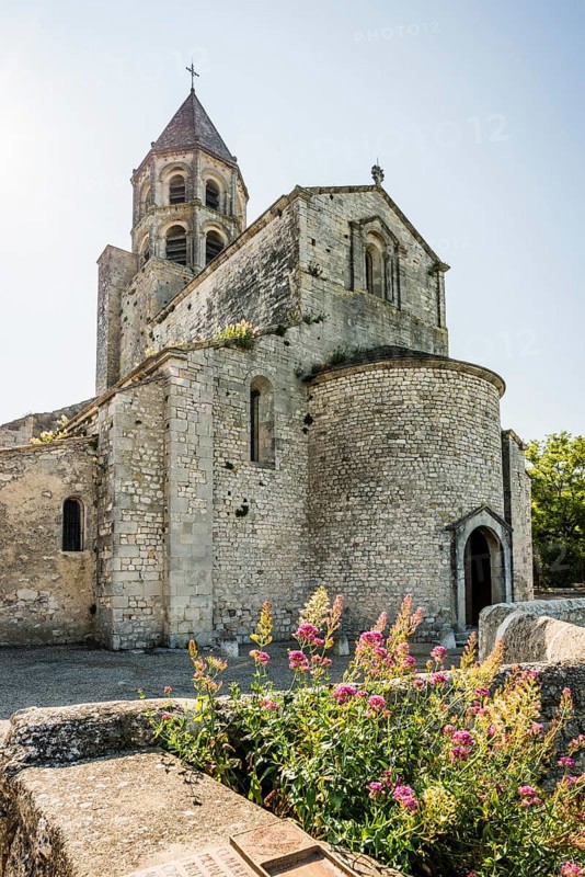 Romanesque church of St-Michel, La Garde-Adhémar, Plus beaux villages de France, Département Drôme, Provence, Auvergne-Rhône-Alpes, France, Europe