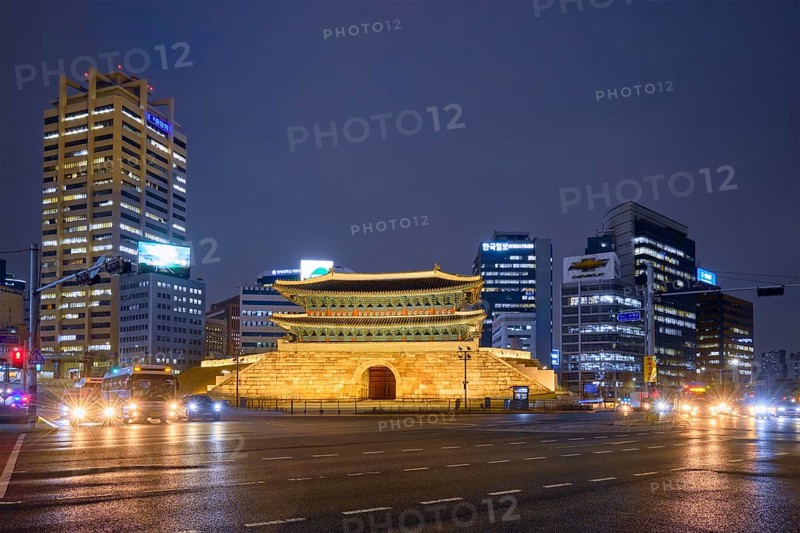 Seoul, South Korea, April 1, 2016 : Namdaemun Gate Sungnyemun at night with city traffic, Seoul, South Korea, Asia