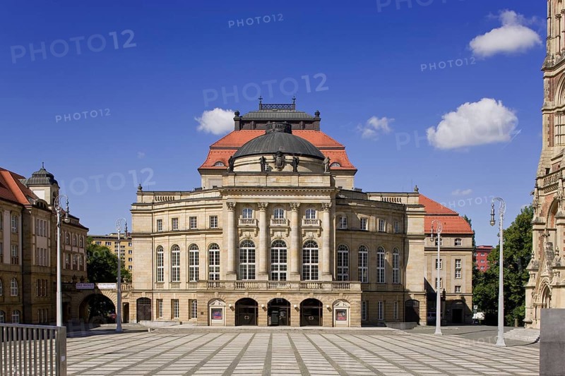 DEU Saxony Chemnitz The theatre square in Chemnitz is located on the Straße der Nationen near the main railway station. It is surrounded by the König-Albert-Museum, the Opera House and St Peter's Church as well as the Hotel Chemnitzer Hof. It was given its name when the opera house was still called the New City Theatre