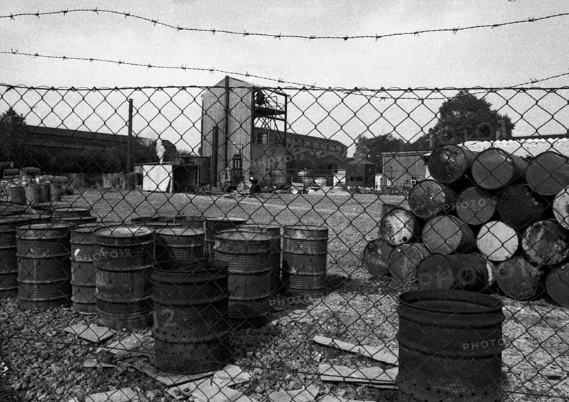 Partly in waters, toxic substances were disposed of on the premises of the chemical company Orm Bergold in 1971, here in Bochum on 17 August 1971, Germany, Europe
