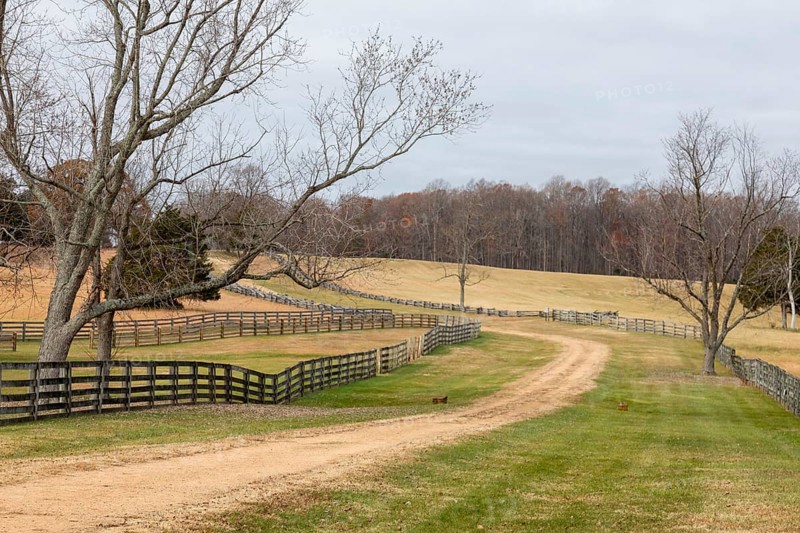 Appomattox, Virginia, Appomattox Court House National Historical Park, site of General Robert E. Lee's surrender to General Ulysses S. Grant in 1865 to end the American Civil War. On April 12, 1865, five thousand union soldiers lined this road, the Richmond-Lynchburg Stage Road, to accept the surrender of Lee's Army of Northern Virginia