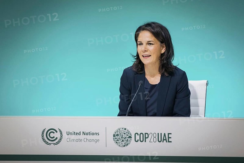 Annalena Baerbock (Buendnis 90 Die Gruenen), Bundesaussenministerin, aufgenommen im Rahmen Pressekonferenz zum Abschluss auf der COP28 in Dubai, 13.12.2023