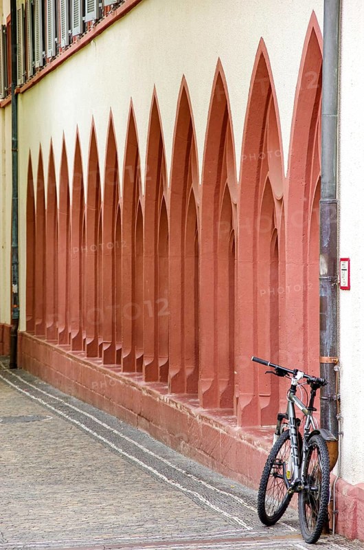 Cloister with arcades of Gothic pointed arches, Dominican Convent of St. Martin, Rathausplatz Freiburg im Breisgau, Baden-Württemberg, Germany, Europe