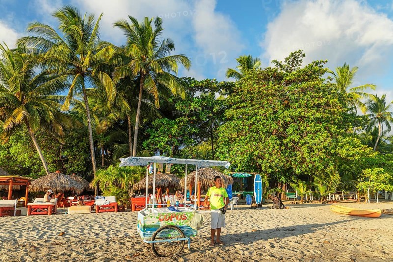 Drink vendor at Playa Samara, Peninsula de Nicoya, Guanacaste, Costa Rica, Central America