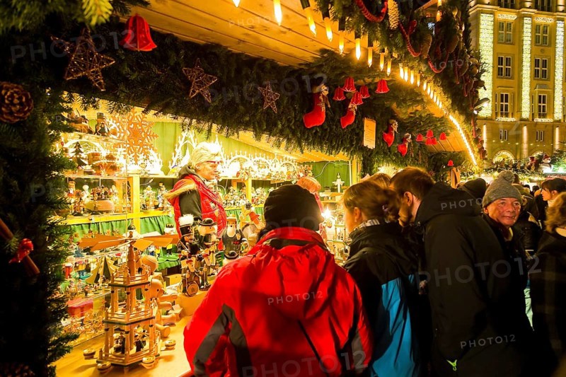 The Striezelmarkt, which has been held since 1434, is the oldest Christmas market in Germany and takes place on the Altmarkt. In 2009 the market was redesigned, a special landmark is for example the world's largest candle arch