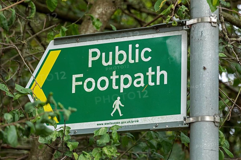 Signpost, public footpath, Upper Beeding, South Downs, West Sussex, England, Great Britain