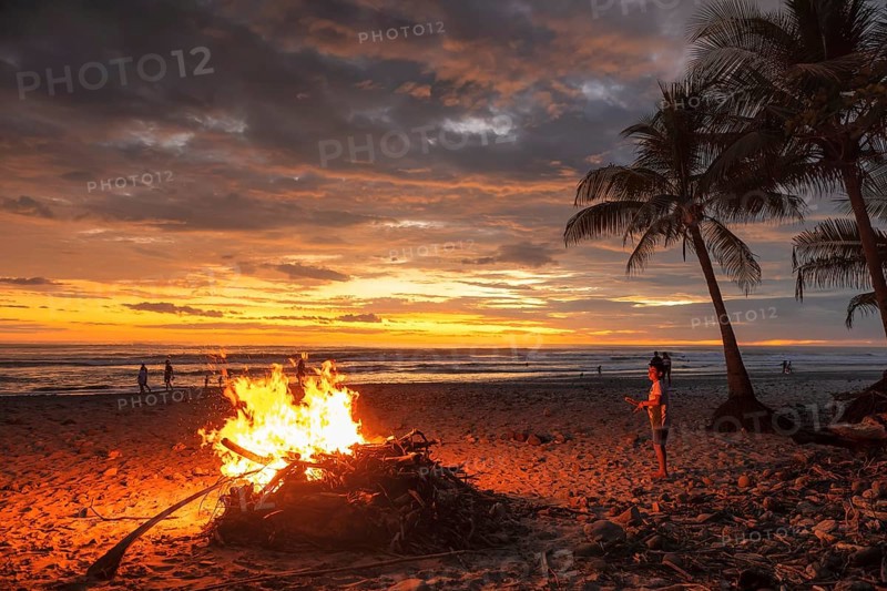 Campfire on the beach of Santa Teresa, Peninsula de Nicoya, Guanacaste, Costa Rica, Central America