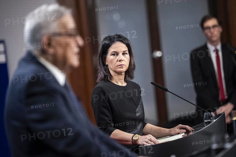 Annalena Baerbock (Buendnis 90 Die Gruenen), Bundesaussenministerin, trifft S.E. den geschv§ftsfvºhrende Minister fvºr Auswv§rtige Angelegenheiten und libanesische Staatsangehv?rige im Ausland der Libanesischen Republik, Herr Abdallah Bou
