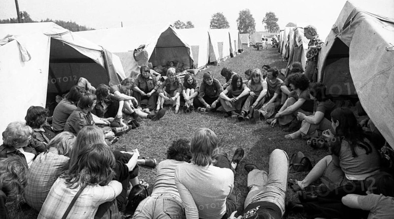The camps of the DKP-affiliated children's and youth organisations Junge Pioniere and SDAJ at Whitsun 1975 on 17.05.1975 in Schermbeck, Germany, Europe