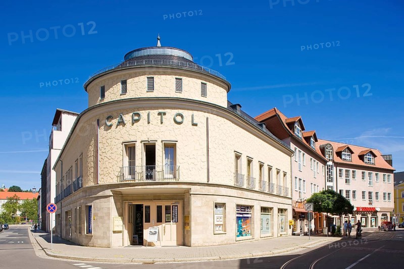 Capitol cinema theatre. Döbeln is located in the Central Saxon hill country in a wide basin of the Freiberger Mulde, roughly in the centre of the triangle between the Saxon metropolises of Chemnitz, Dresden and Leipzig. The surrounding area is characterised by the Mulde valley and the surrounding hilly landscape