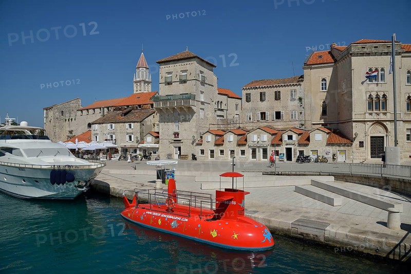 Red semi-submarine in the harbor, old town, Unesco World Heritage Site, Trogir, Dalmatia, Croatia, Europe