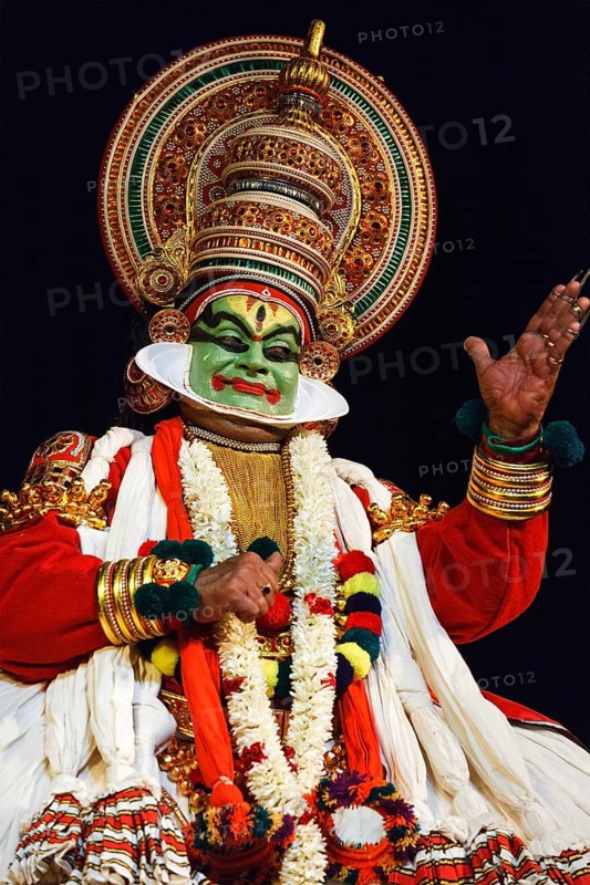 CHENNAI, INDIA, SEPTEMBER 8: Indian traditional dance drama Kathakali preformance on September 8, 2009 in Chennai, India. Performer plays Arjuna (pacha) character