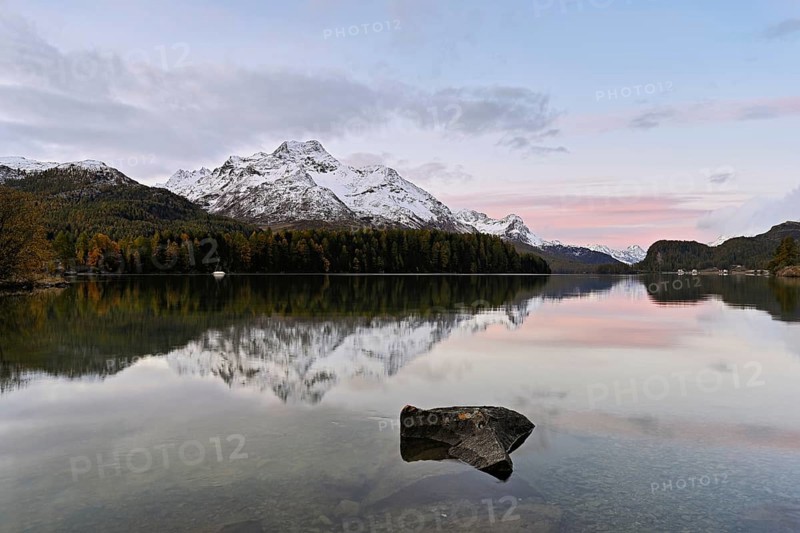 Morning atmosphere at Lake Sils behind Piz da la Margna, Sils, Engadin, Canton Graubünden, Switzerland, Europe