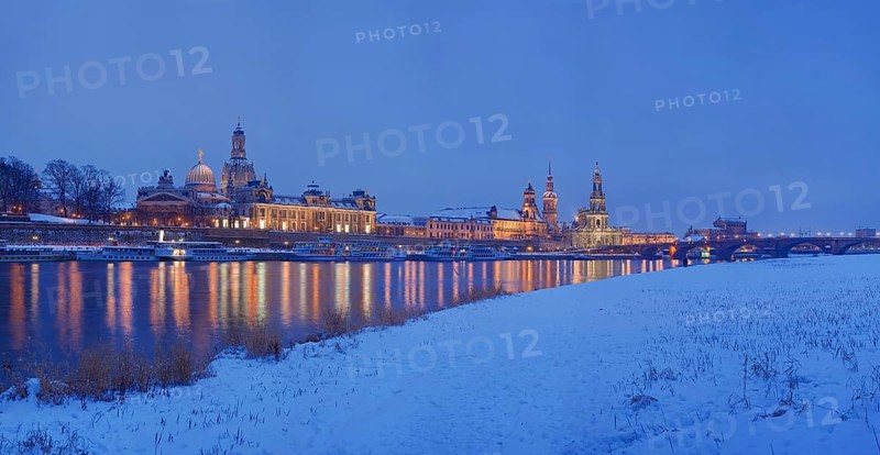 Dresden silhouette in winter