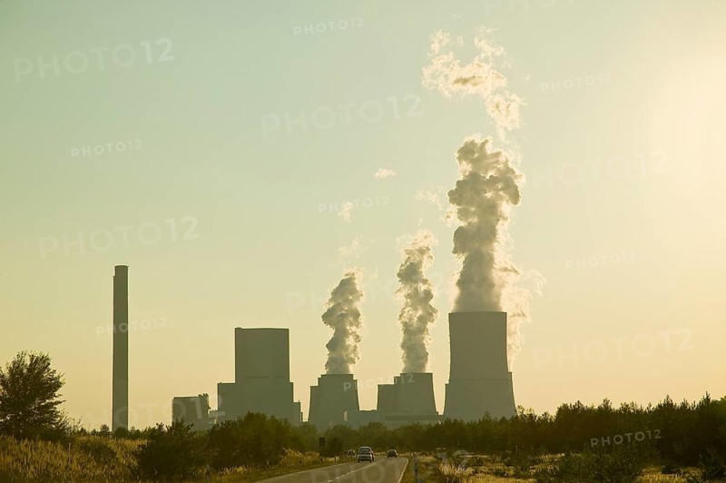 The Boxberg power plant is a German lignite-fired power plant in Boxberg O.L. in Upper Lusatia (Saxony) . It has an output of 1900 megawatts, spread over three power plant units. A further unit is under construction