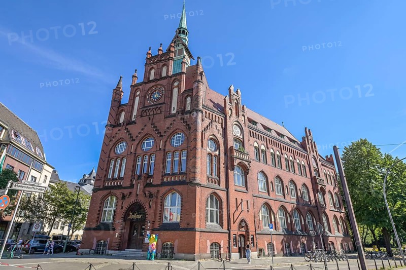 Lichtenberg Town Hall, Möllendorffstraße, Lichtenberg, Berlin, Germany, Europe