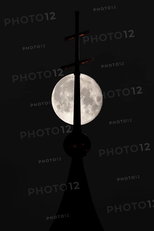 Moon, church spire, Bad Feilnbach, Bavaria, Germany, Europe