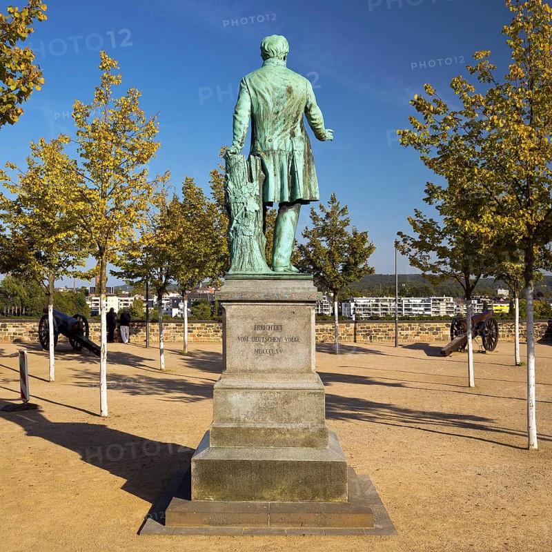 Ernst Moritz Arndt Monument by Bernhard Afinger, Alter Zoll, Bonn, North Rhine-Westphalia, Germany, Europe