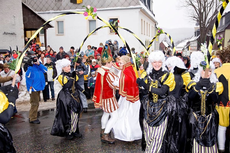 The ski and ice carnival in Geising is one of the highlights of the winter season in the Ore Mountains