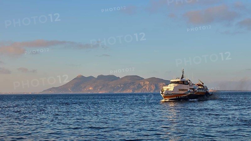 Morning light, hydrofoil, hydrofoil, Liberty Lines, Carmen M., Favignana Island, Levanzo town, main town, Levanzo, Egadi Islands, Sicily, Italy, Europe