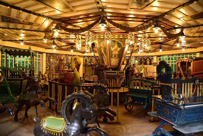 Europe, Germany, Bavaria, Munich, English Garden, City Park between Lehel and Schwabing, Children's carousel from 1913, Hamburg, Hamburg, Federal Republic of Germany, Europe