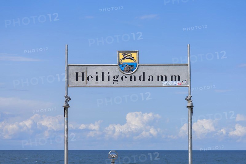 Welcome sign with coat of arms of Bad Doberan and Heiligendamm at the pier, Mecklenburg-Vorpommern, Germany, Europe
