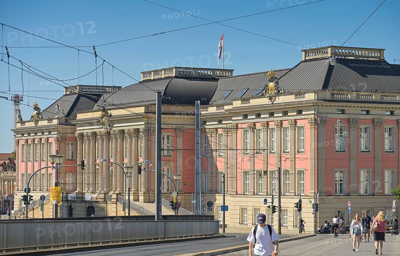 Long Bridge, Brandenburg State Parliament, Alter Markt, Potsdam, Brandenburg, Germany, Europe