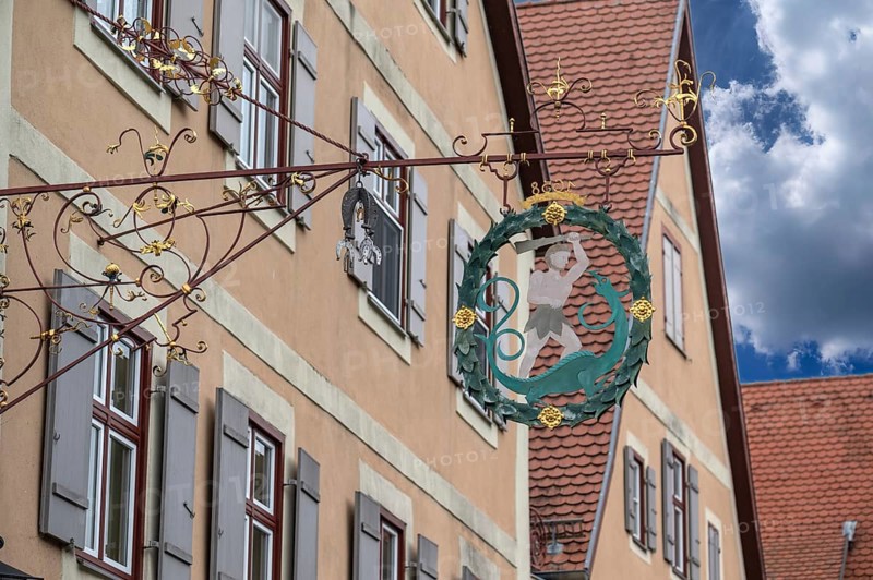 Nose sign from the brewery pub Zum wilden Mann, Dinkelsbühl, Bavaria, Germany, Europe