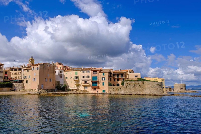Old town, with remains of city walls, Saint Tropez, Var, French Riviera, Provence-Alpes-Cote d'Azur, Cote d Azur, France, Europe