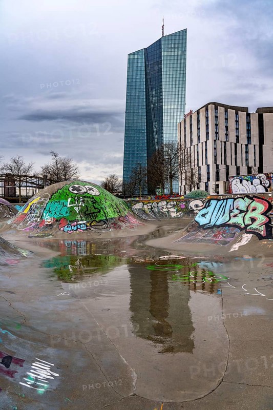 Building of the European Central Bank, ECB, skate park in the rain, at the Osthafen, at the Main in Frankfurt, Hesse, Germany, graffiti, Europe