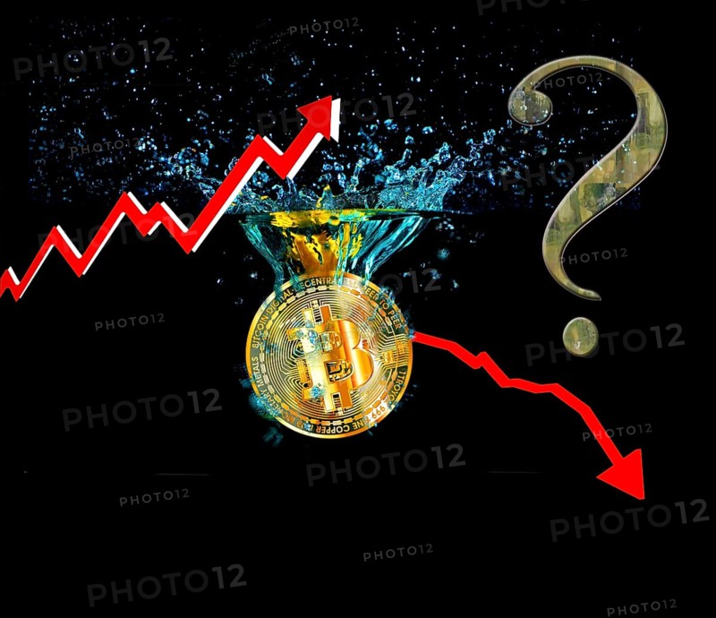 Symbolic image, insecure digital currency, Bitcoin, resources, energy, industry, economy critical, stock market hype, stock market crash, payment, insolvency, wrong decisions, profit, profit slump, share prices, Germany as a business location, global economy, globalisation, environmental protection, mafia, Trump government, Bitcoin rally, cryptocurrency, electronic purse, wallet, crypto reserve, price development, stock market trading