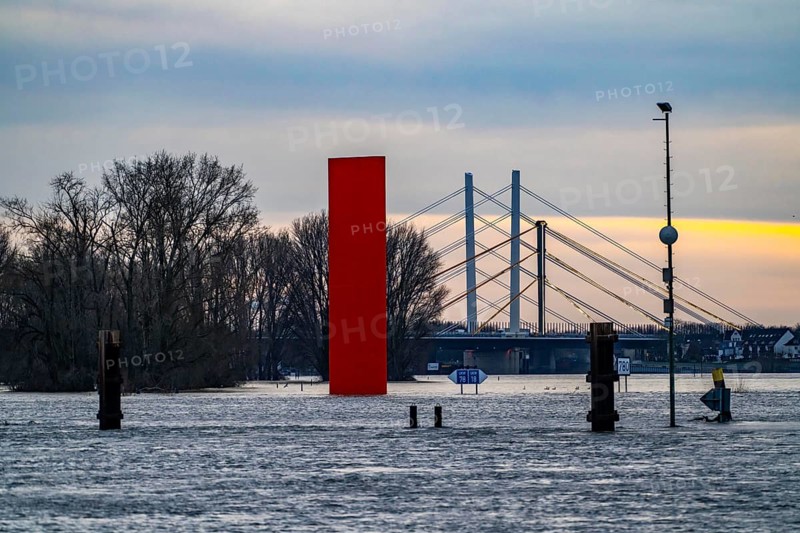 Flood on the Rhine near Duisburg, Rhine bridge Neuenkamp, old and new construction, landmark Rhine orange, washed over by the flood, North Rhine-Westphalia, Germany, Europe
