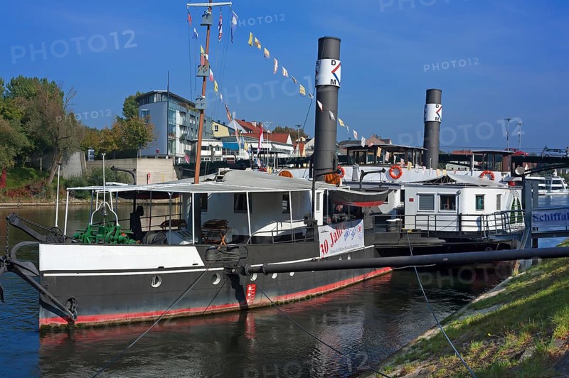 Danube Shipping Museum, old steamboats at anchor on the Danube, Regensburg, Upper Palatinate, Bavaria, Germany, Europe