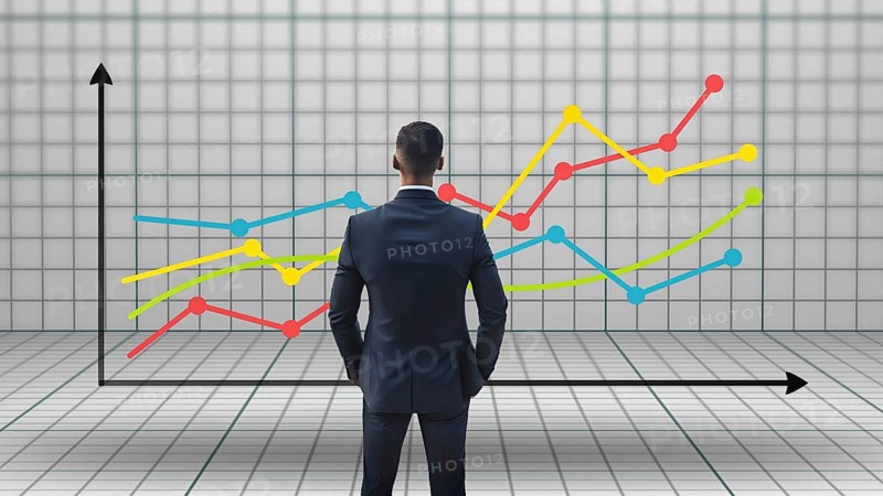 Symbolic image, stock market prices, falling prices, rising prices, global stock markets, money development, stock trading, global economy, manager, finance, stock market crash, stock market upswing, performance, securities, speculation, greed, price collapse, Brexit, euro crisis, economic development, inflation, money transactions, international stock markets, economic policy, financial policy, bull market, bear market