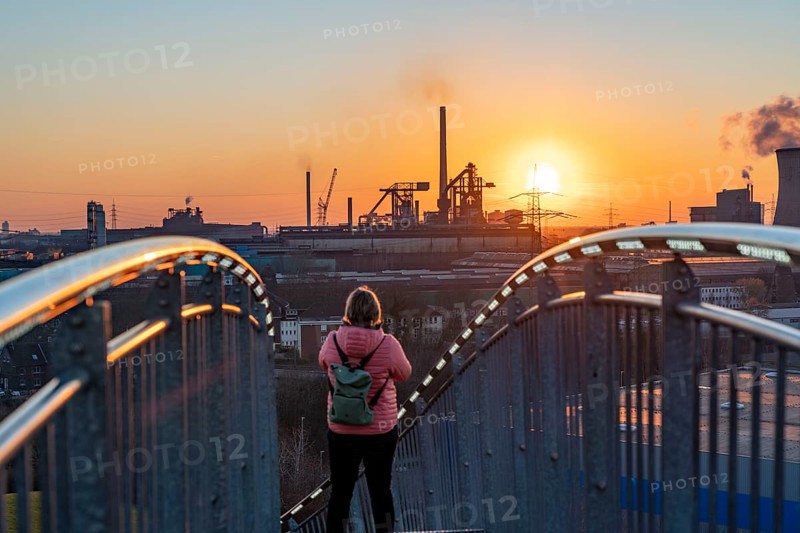 Landmark Angerpark Tiger & Turtle, Magic Mountain, walk-in sculpture in the form of a rollercoaster on the Heinrich-Hildebrand-Höhe spoil tip, HKM steelworks, sunset, Duisburg, North Rhine-Westphalia, Germany, Europe